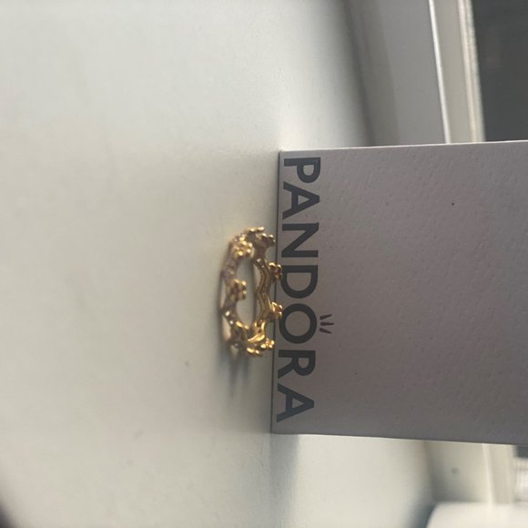 Genuine Pandora Shine Crown Ring - Picture 2 of 3